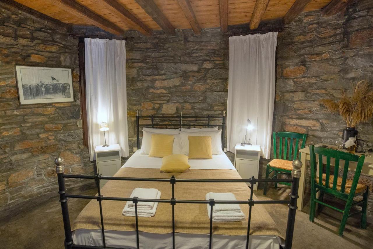 Pyrgos Traditional Village Ágios Kírykos Buitenkant foto