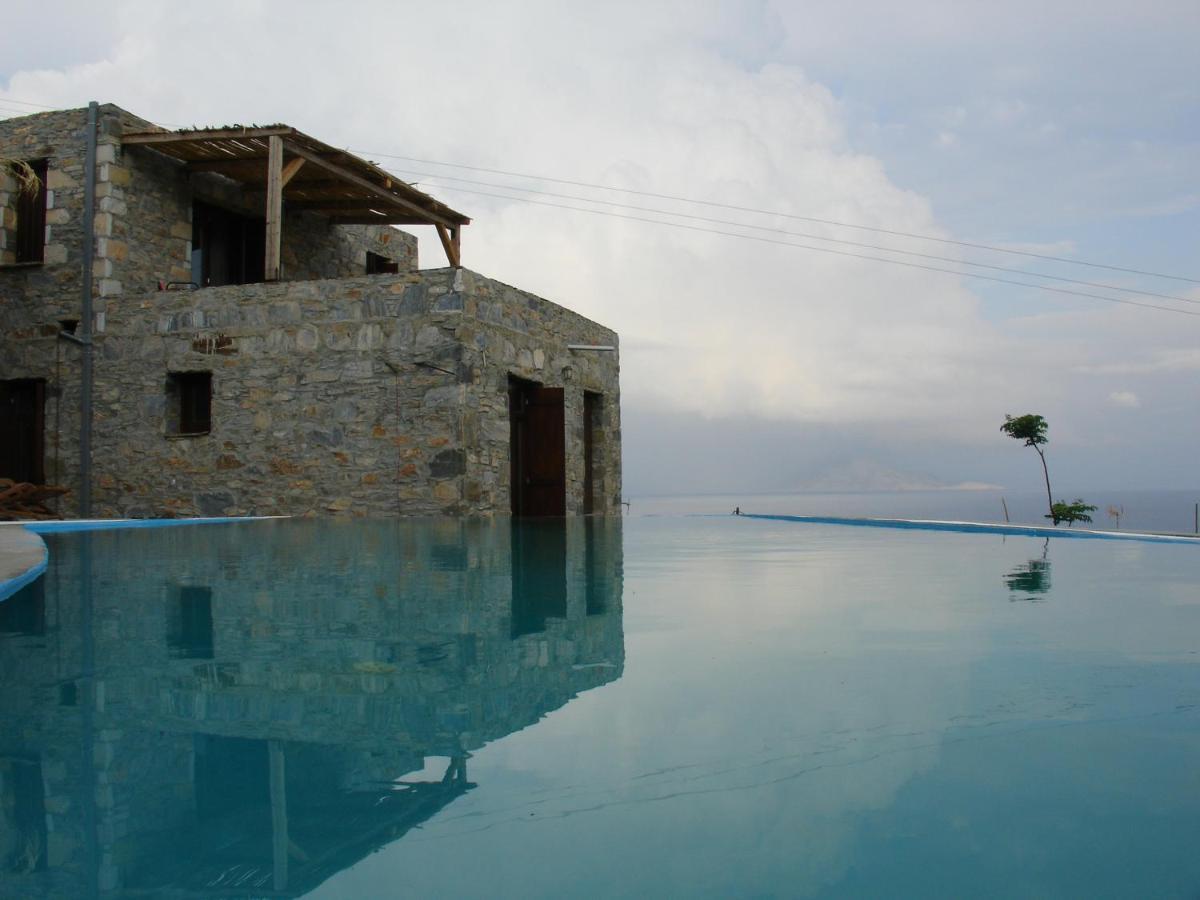 Pyrgos Traditional Village Ágios Kírykos Buitenkant foto