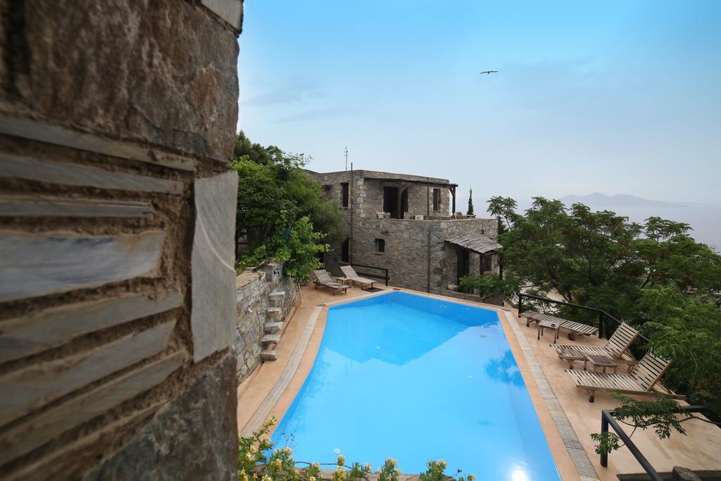 Pyrgos Traditional Village Ágios Kírykos Buitenkant foto