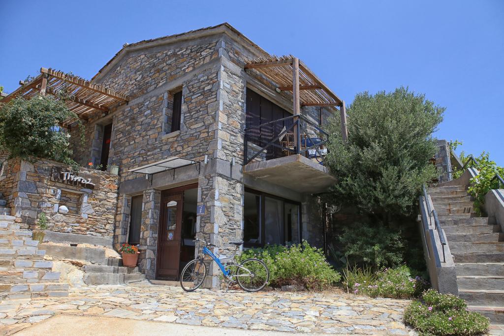 Pyrgos Traditional Village Ágios Kírykos Buitenkant foto