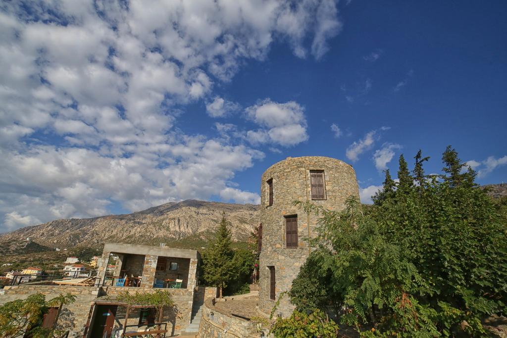 Pyrgos Traditional Village Ágios Kírykos Buitenkant foto